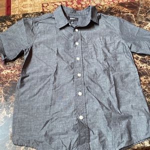 $5 in $25 bundle Urban Pipeline short sleeve shirt boys size L